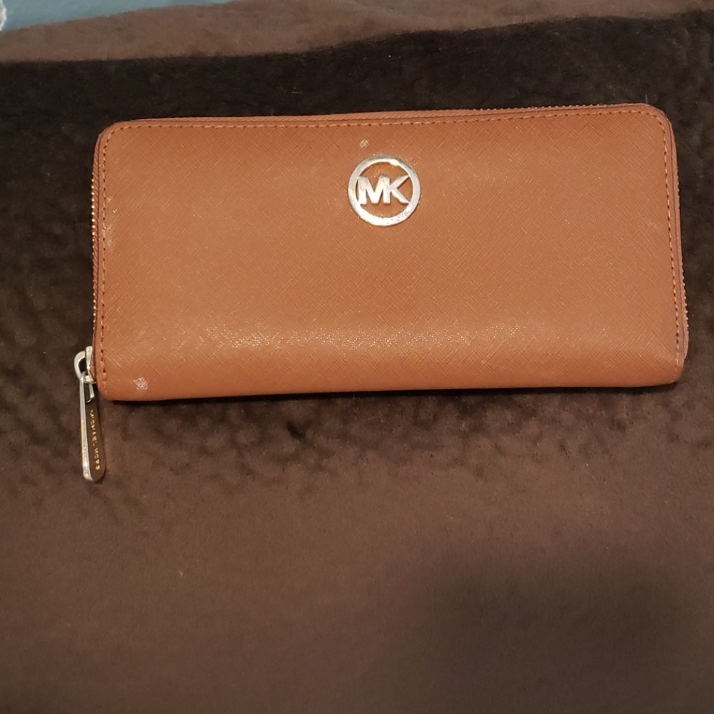 Michael Kors wallet